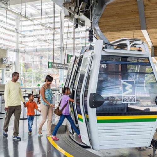 CITYTOUR en medellin con Viajes de pueblo en pueblo