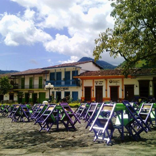 Tour al jardin con viajes de pueblo en pueblo